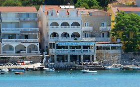 Villa Stonehouse